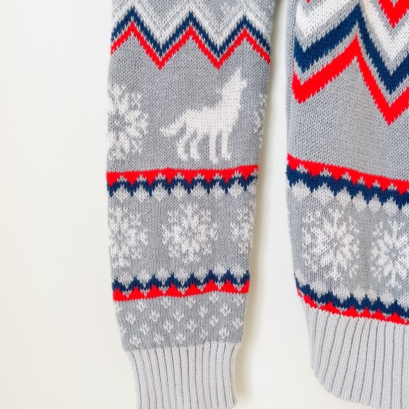 Game of Thrones Ugly Christmas Unisex Sweater XS Winter Dire Wolf Intarsia Knit - Picture 3 of 10